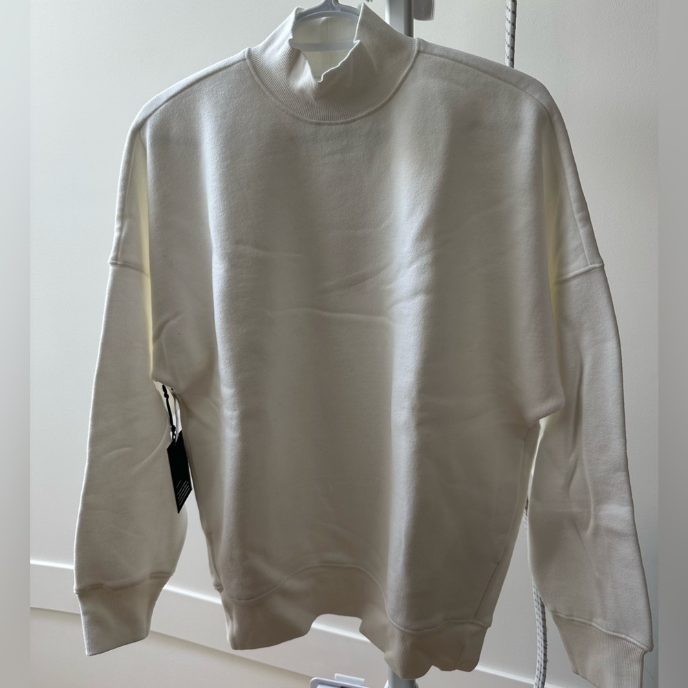 ARITZIA TNA MOCKNECK SWEATSHIRT - SIZE 1
